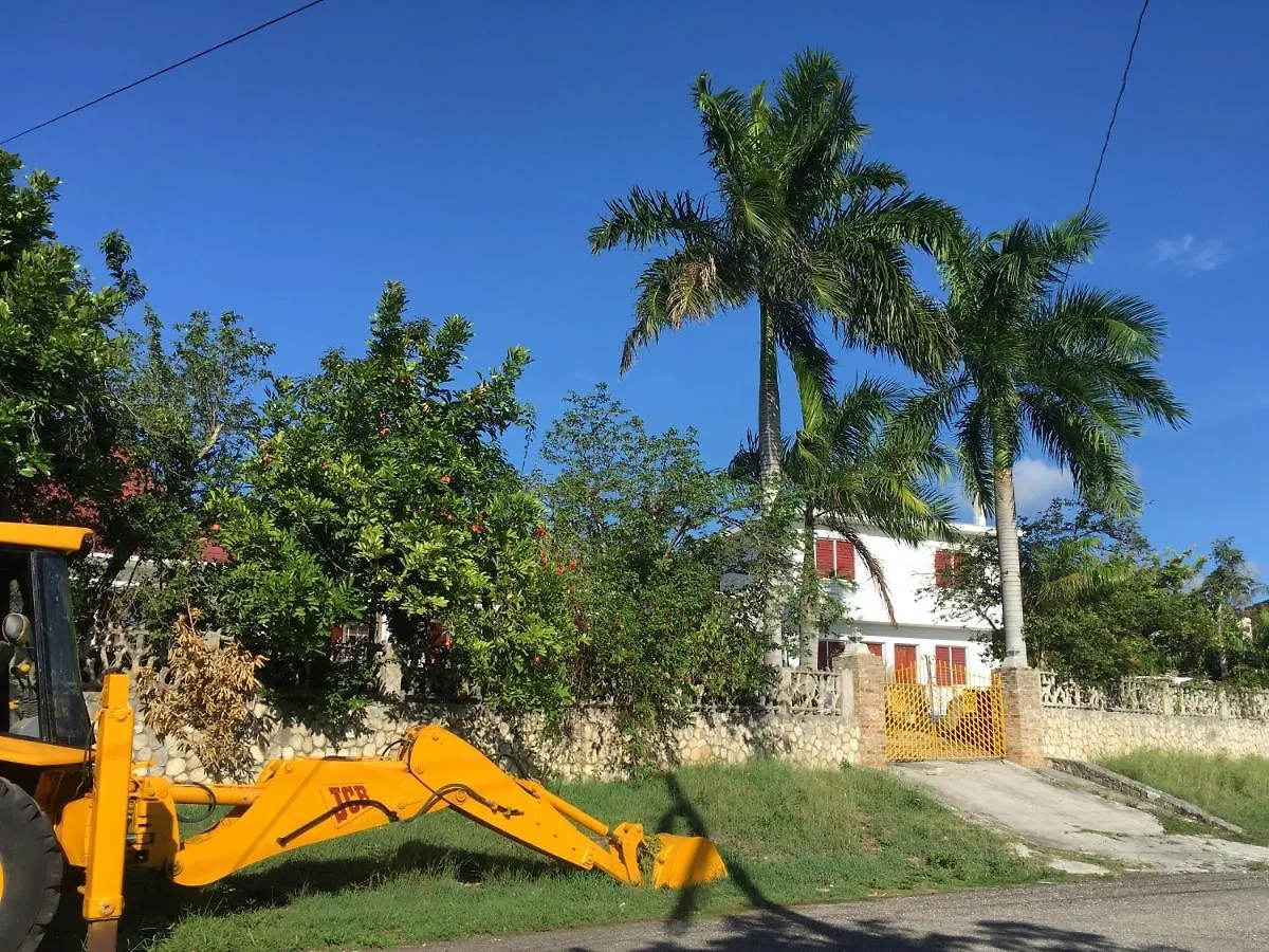 African Symbol Guest House Montego Bay