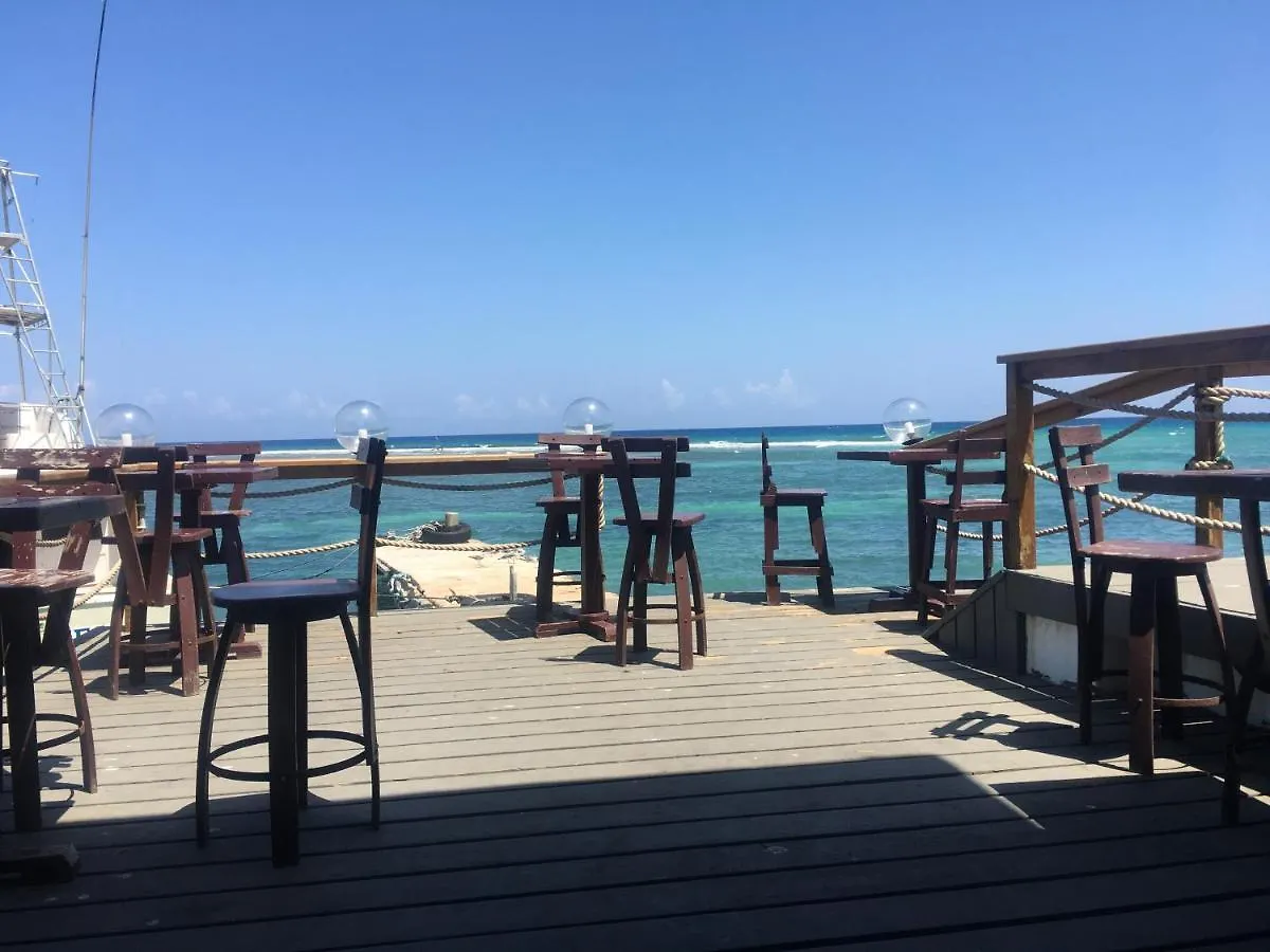 African Symbol Guest House Montego Bay