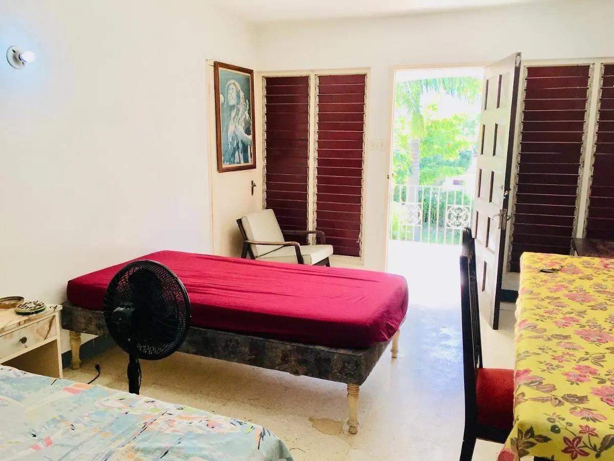 African Symbol Guest House Montego Bay